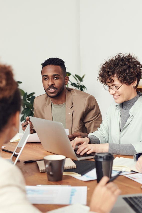 pexels-fauxels-3184339